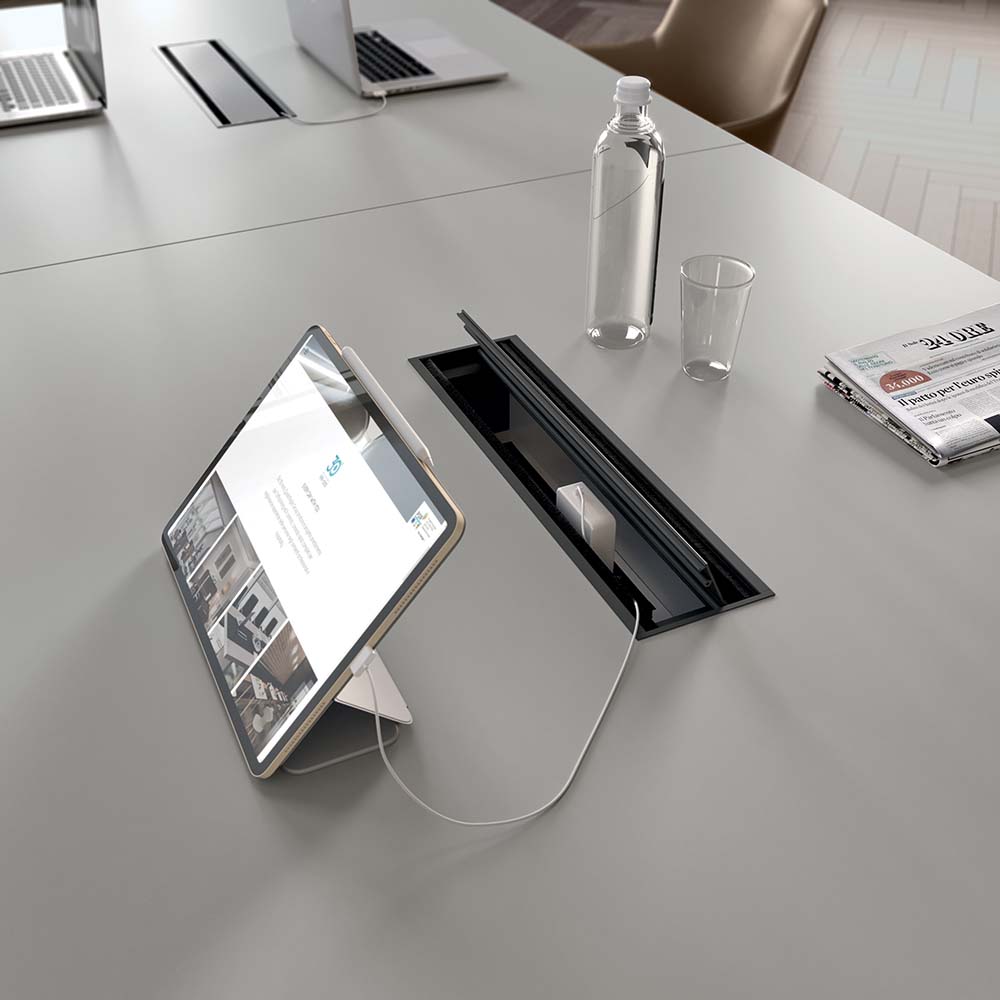 01-scrivania-operativa-x5-per-uffici-campus-e-collettivita-1