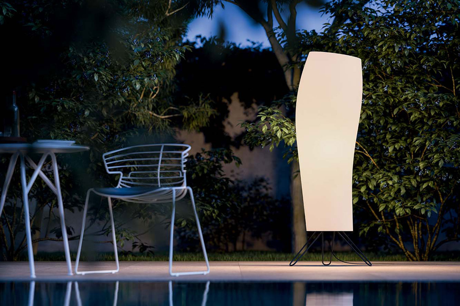 2-Lampade-da-terra-Lighthing-WARM-per-Aree_comuni_e_Area_dattesa