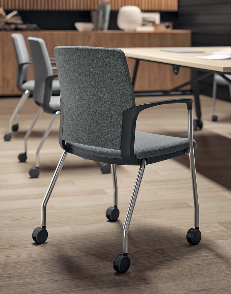 3-sedia-dattesa-cloud-per-meeting-aree-comuni-campus-scuole-e-colletivita-3