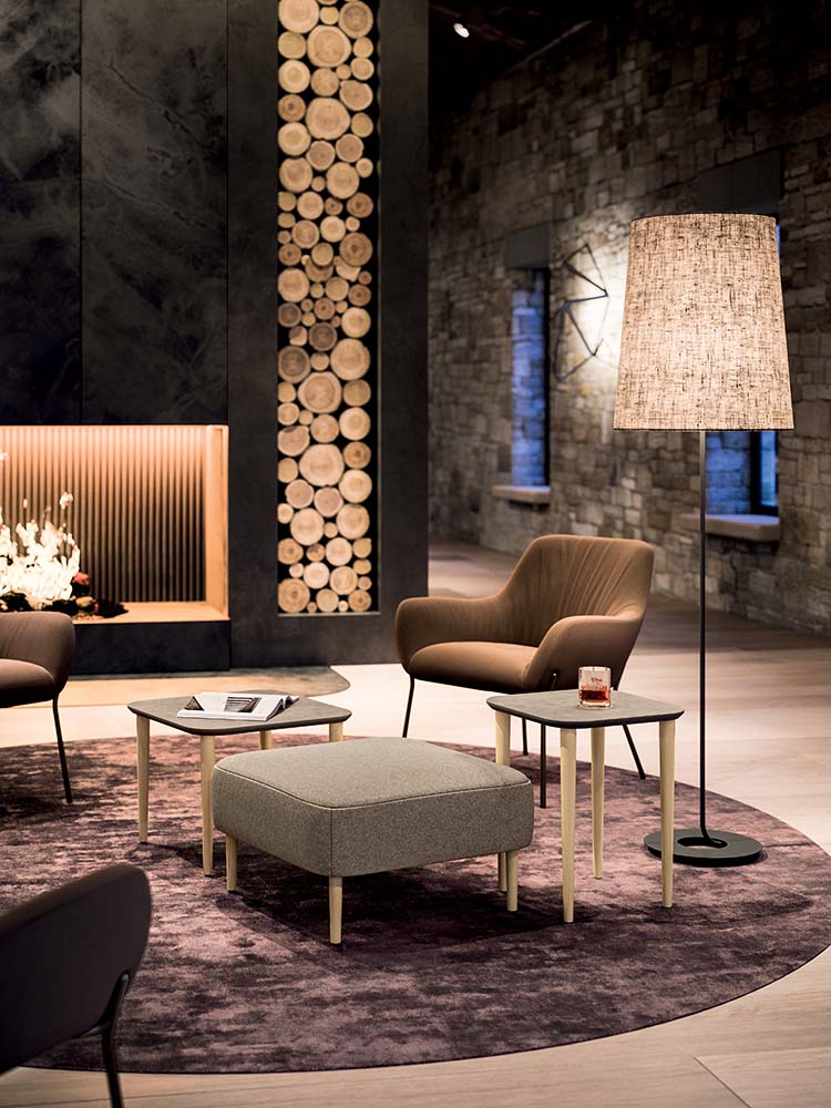 4-Tavolini-Living-MELBOURNE-per-Aree-comuni-Area-dattesa-Residenziale-Hospitality-Hotel-Bar-e-ristorante-Campus-e-formazione-Negozi-4