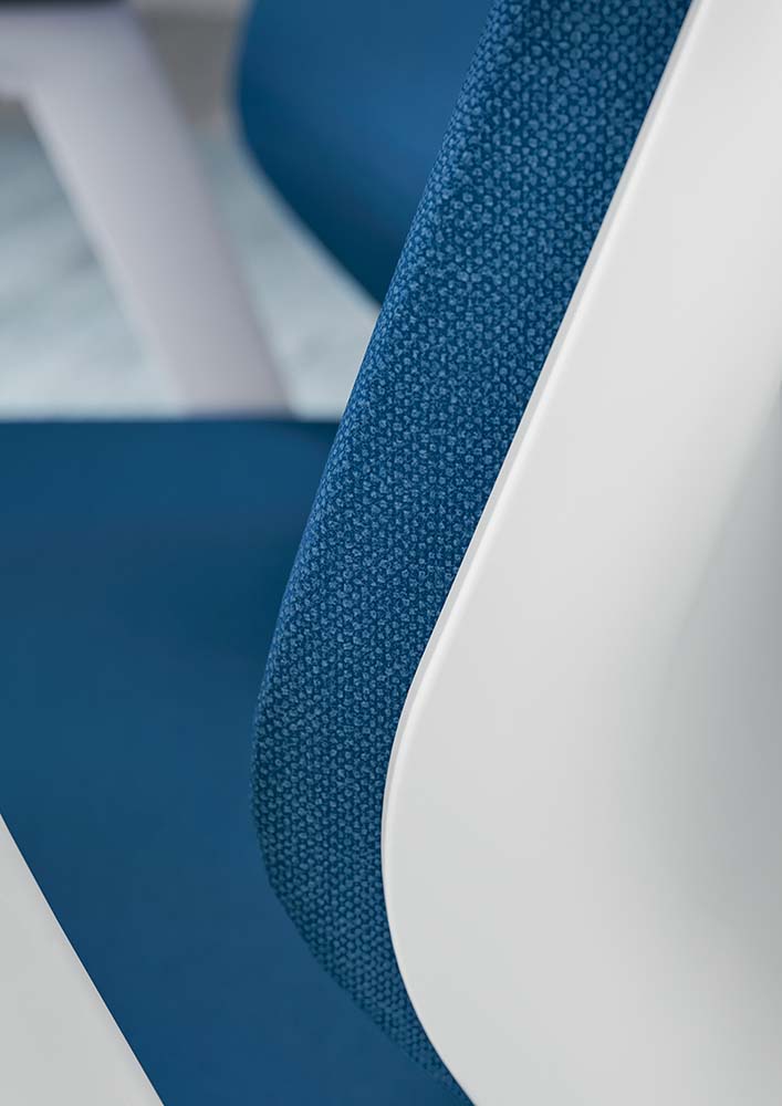 6-sedia-operativa-oxygen-per-uffici-campus-e-scuole-1