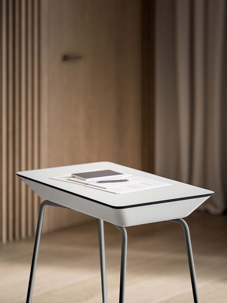 Complementi-Living-FLIPPER-per-Campus-e-formazione-Aereoporti-e-stazioni-Collettivita-Residenziale-1