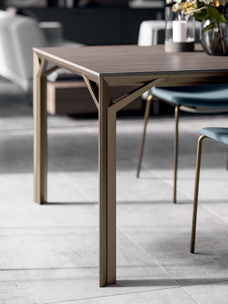 Tavoli-Living-EIGHT-per-Residenziale-5