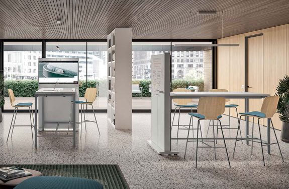 scrivania-operativa-creo-per-meeting-conferenze-e-scuole-anteprima-575x375